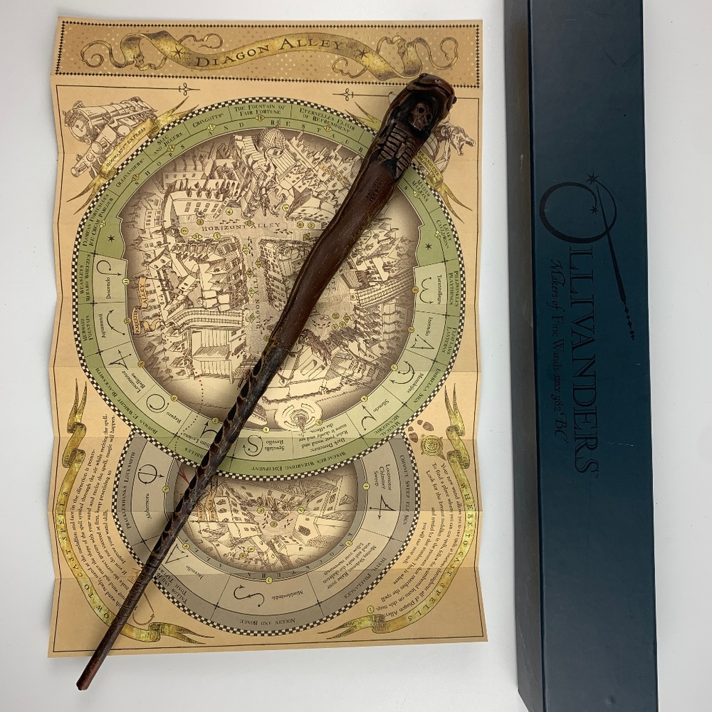 Universal Studios Interactive Alder 4 Ollivander Snakehead Wand